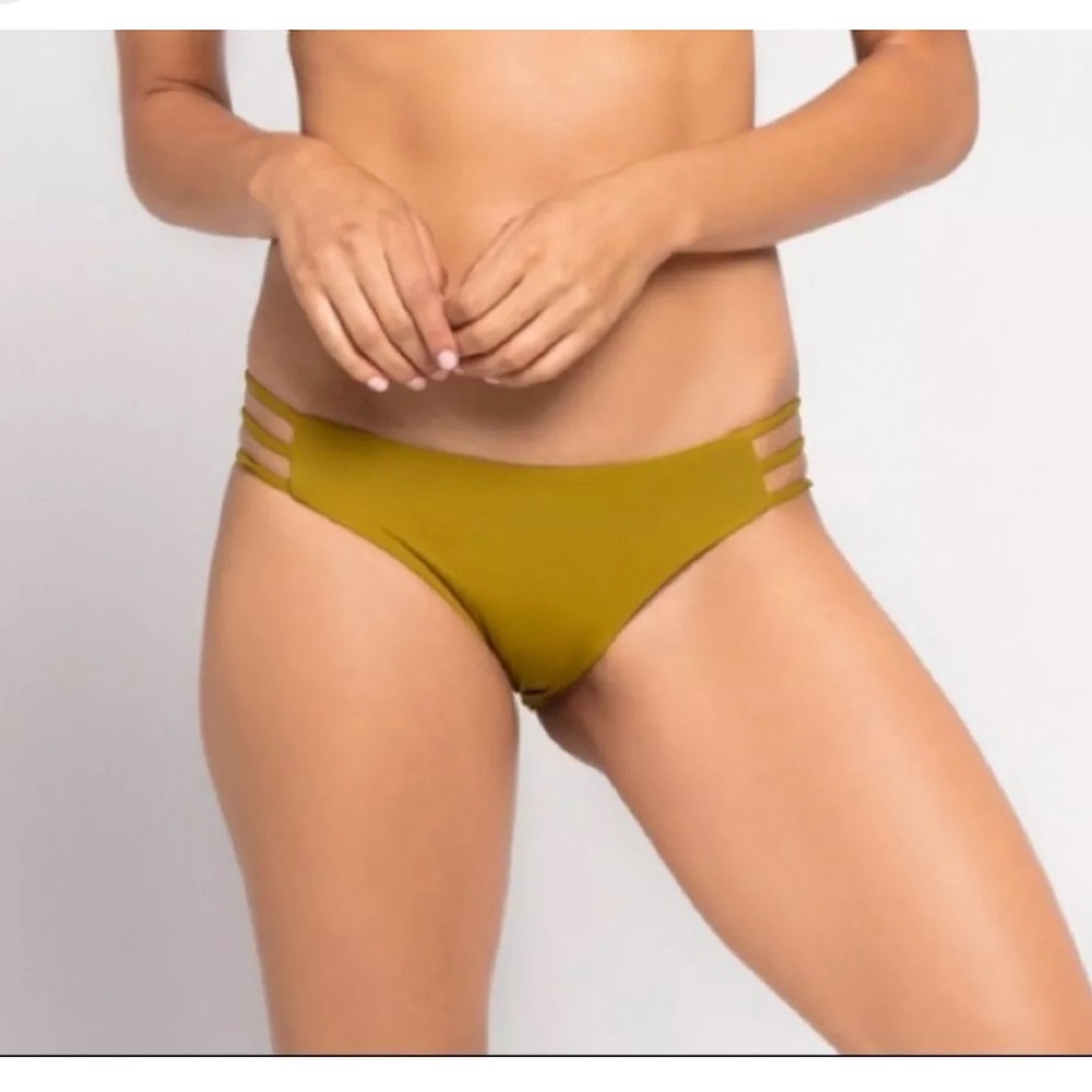 LSPACE Kennedy Bottom, Size Small, Sweet Pea